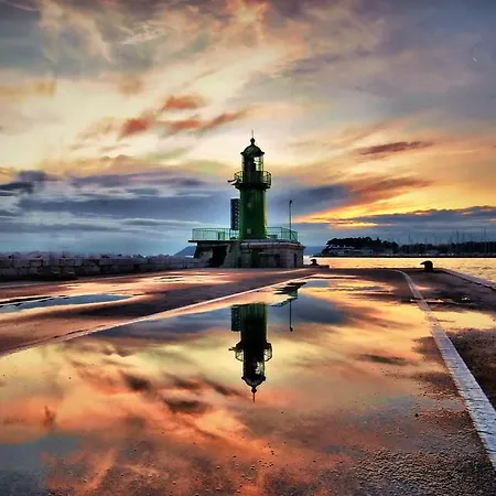 Sea Rhapsody *